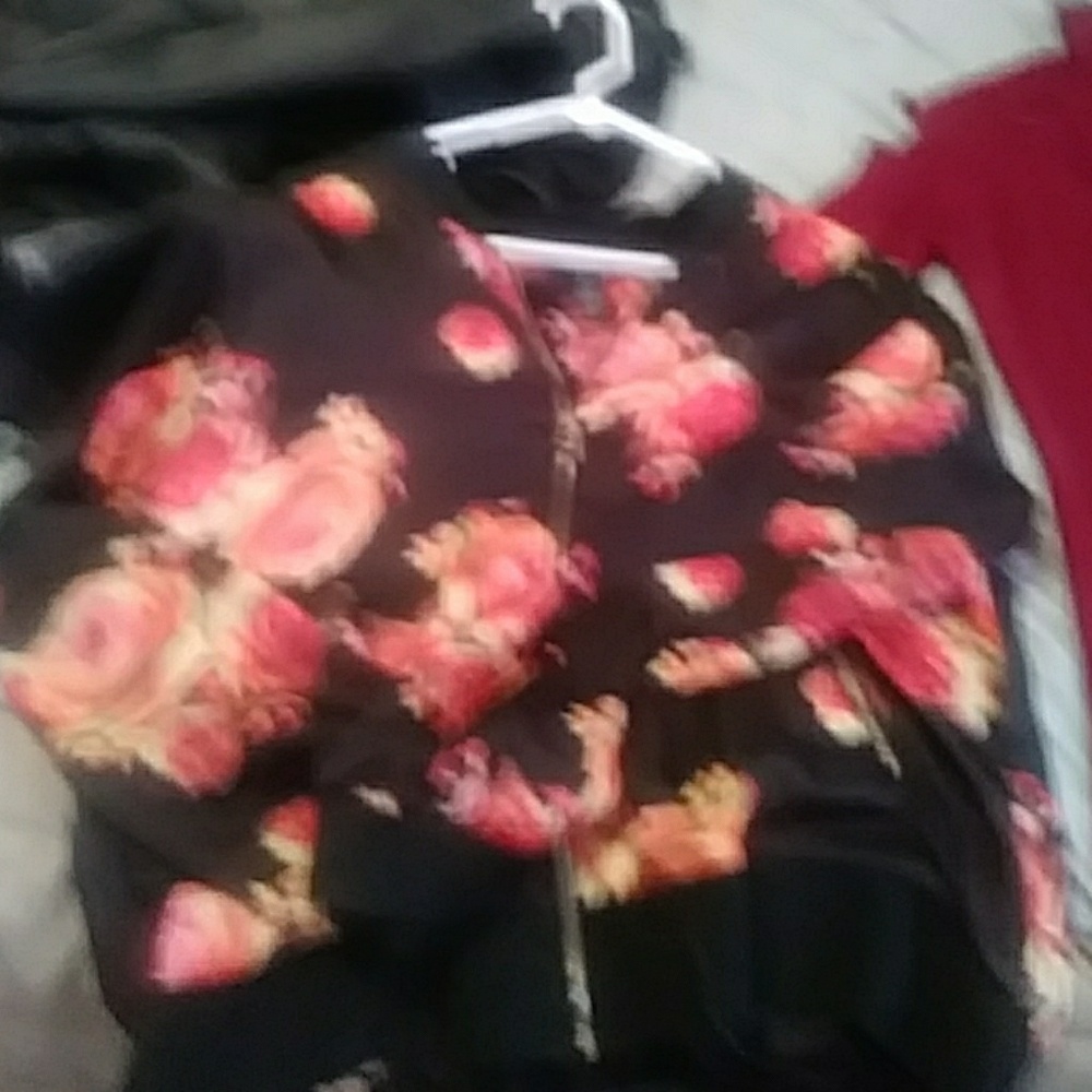 Spring indoor jacket